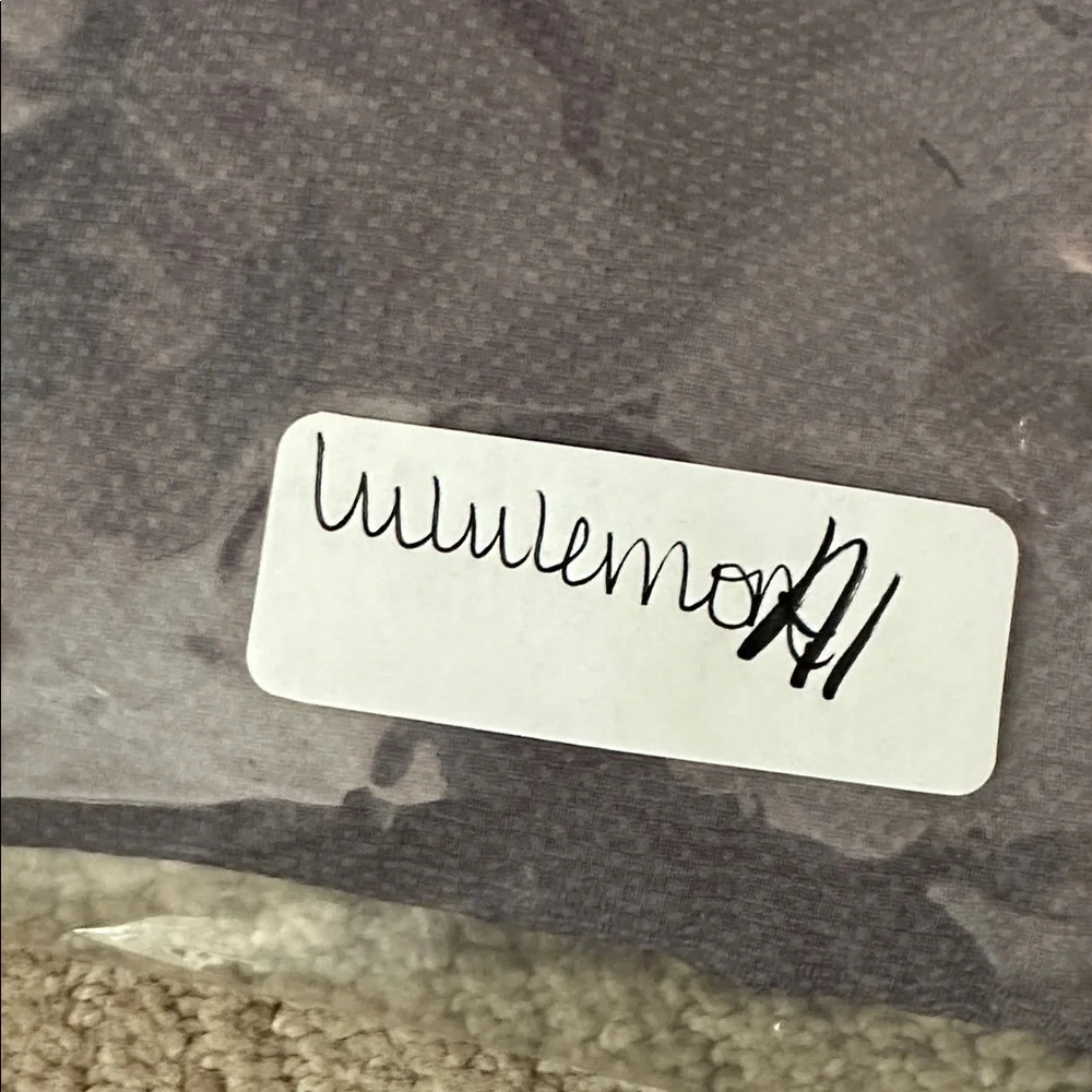 lululemon athletica lululemon metal